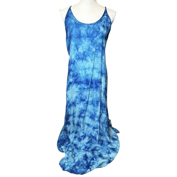 C&C California Woman’s Spaghetti Strap Maxi Dress Blue Tie-Dye Beachy Sz M NWT - Picture 1 of 4